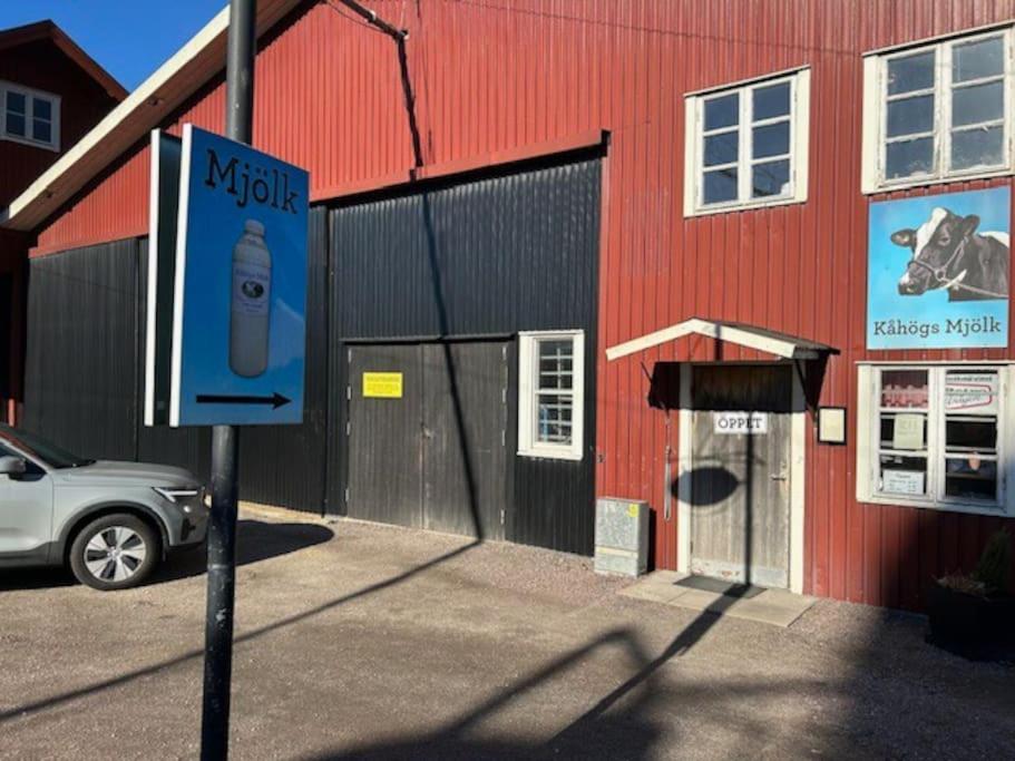 Ferienwohnung Laegenhet Pa Landet Naera Stan Jonsered Exterior foto